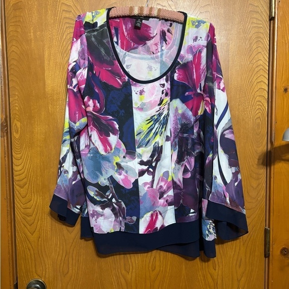 Style & Co. Long Sleeve Blouse Tunic Red, Pink, Navy Blue and yellow Floral 2X - Picture 1 of 5